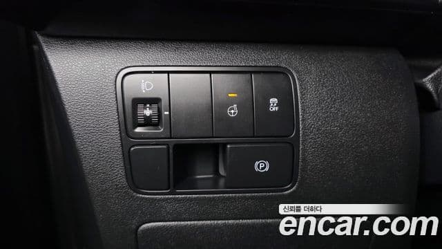 Hyundai Staria 2023 — Şəkil 18/20