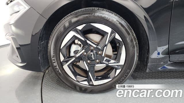Kia K5 2025 — фото 4 из 20