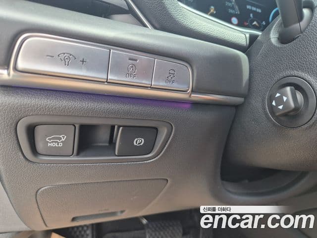 Genesis GV80 2022 — ფოტო 18/20