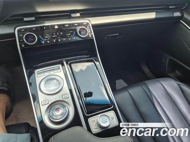 Genesis GV80 2022 — фото 20 из 20