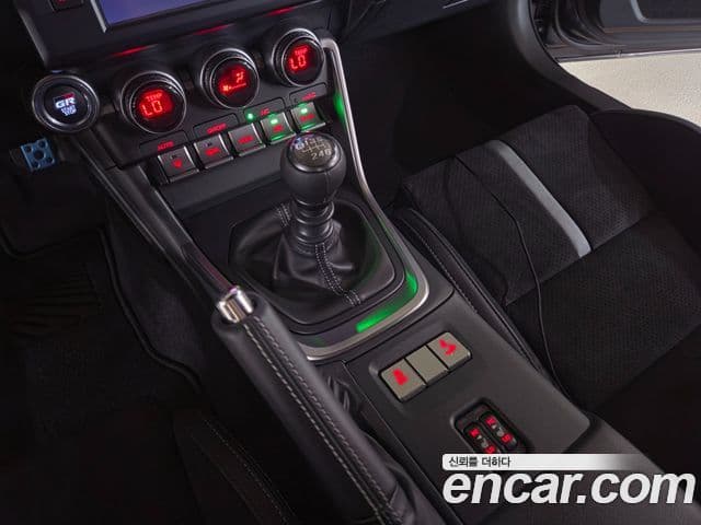 Toyota GR86 2024 — фото 8 из 20