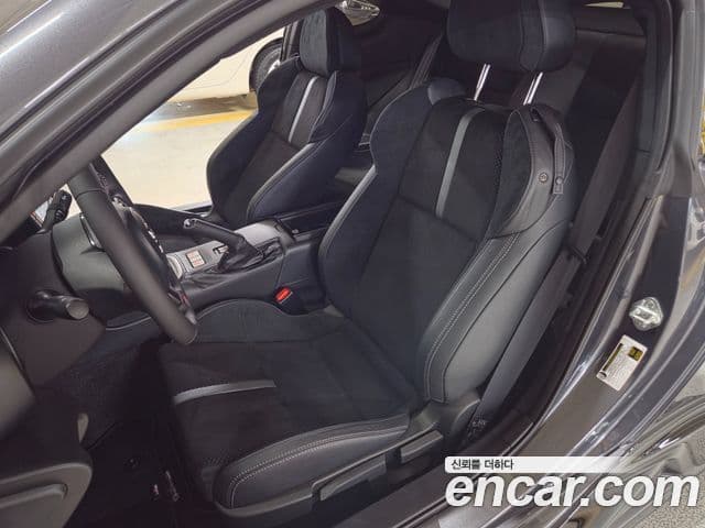 Toyota GR86 2024 — фото 9 из 20