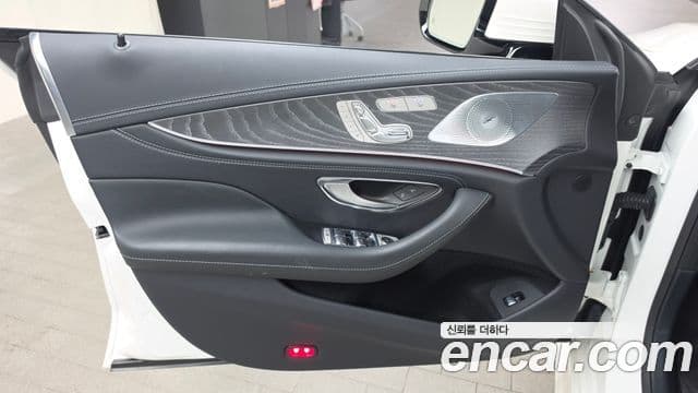 Mercedes-Benz CLS-Class 2021 — Photo 26/31