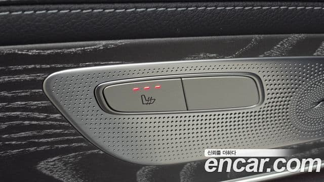 Mercedes-Benz CLS-Class 2021 — Photo 23/31