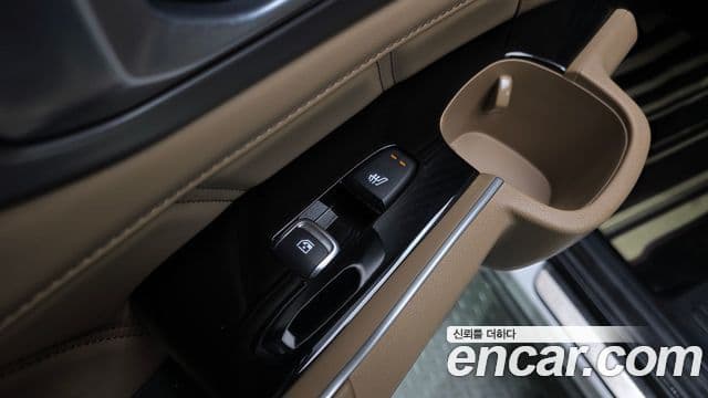 Kia Sorento 2025 — Фото 19/20