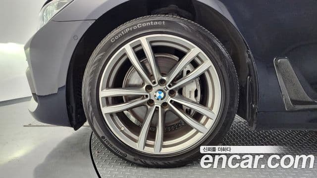 BMW 7 Series 2018 — фото 5 из 20
