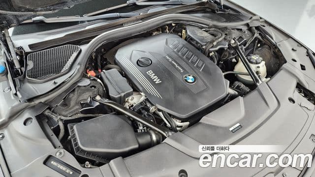 BMW 7 Series 2018 — фото 6 из 20