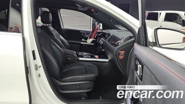Mercedes-Benz GLA-Class 2020 — Фото 11/20
