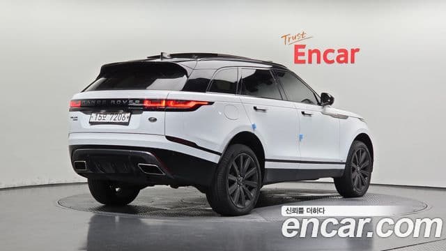 Land Rover Range Rover Velar 2019 — ფოტო 2/20