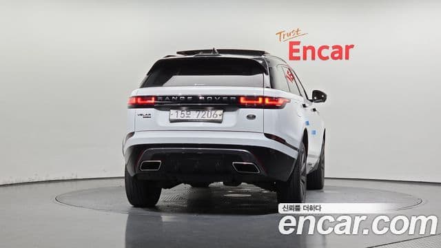 Land Rover Range Rover Velar 2019 — ფოტო 4/20