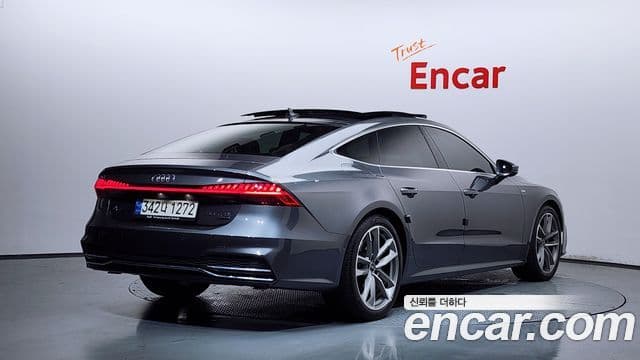 Audi A7 2021 — ფოტო 2/20