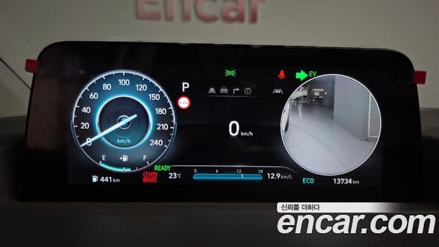 Hyundai Staria 2024 — Şəkil 8/20