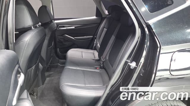 Kia Seltos 2023 — ფოტო 12/20