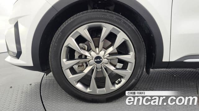 Kia Sorento 2021 — Фото 5/20