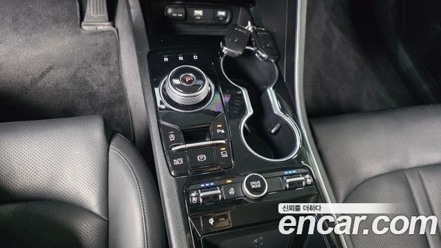 Kia K5 2022 — Фото 9/20