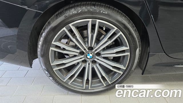 BMW 3 Series 2022 — ფოტო 5/20