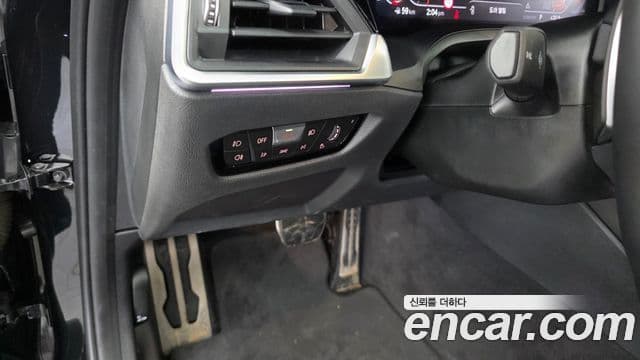 BMW 3 Series 2022 — ფოტო 18/20