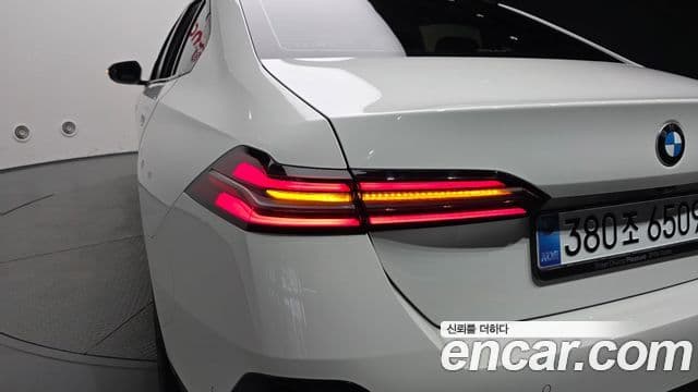 BMW 5 Series 2026 — ფოტო 29/34