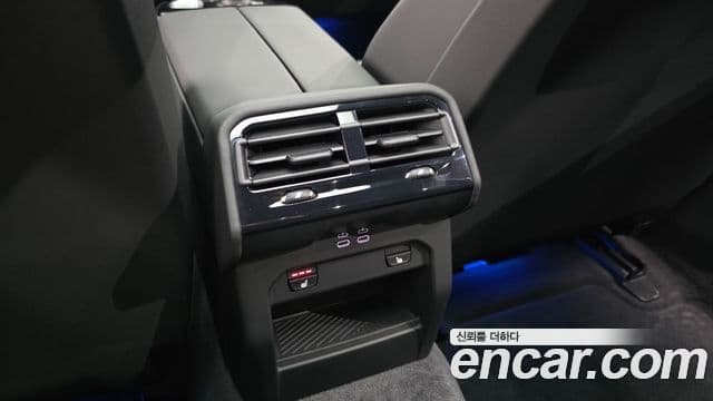 BMW 5 Series 2026 — ფოტო 14/34