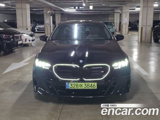 BMW i5 2025 — ფოტო 16/17