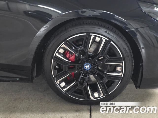BMW i5 2025 — ფოტო 9/17