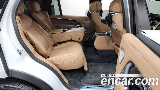 Land Rover Range Rover 2025 — ფოტო 10/20