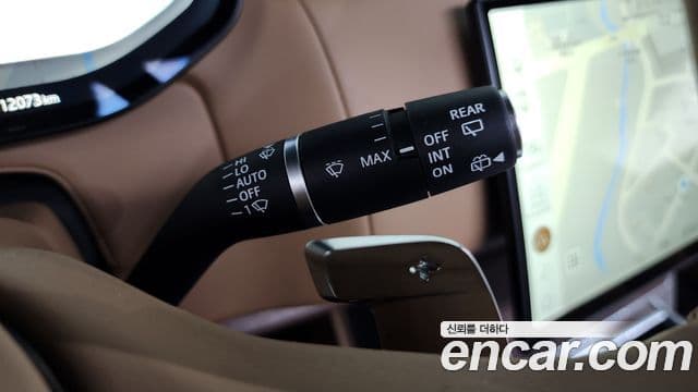 Land Rover Range Rover 2025 — Photo 3/37