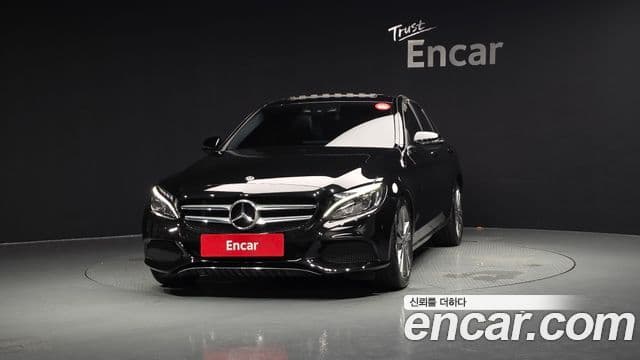 Mercedes-Benz C-Class 2018 — ფოტო 3/20