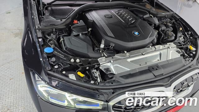BMW 3 Series 2023 — ფოტო 6/20