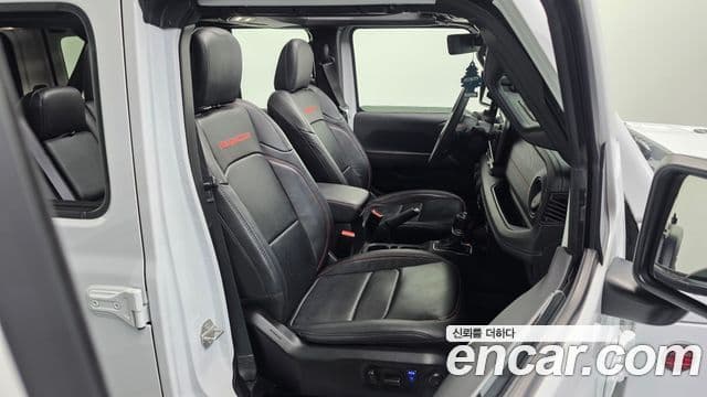 Jeep Wrangler 2024 — Photo 12/35