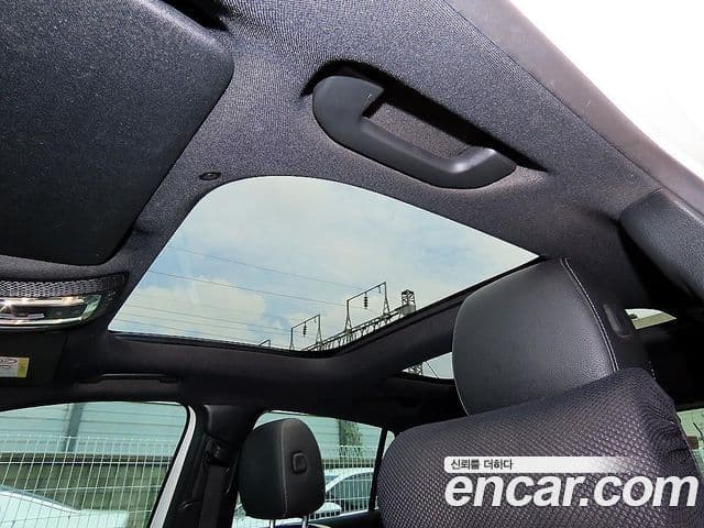 Mercedes-Benz CLA-Class 2021 — ფოტო 15/20