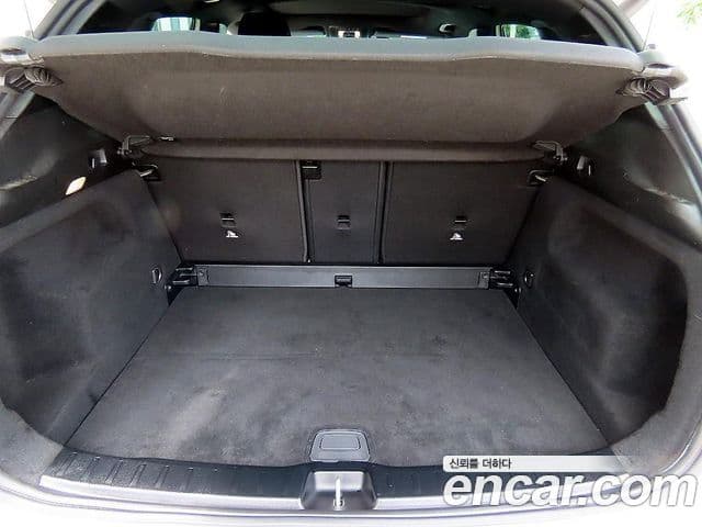 Mercedes-Benz CLA-Class 2021 — ფოტო 16/20