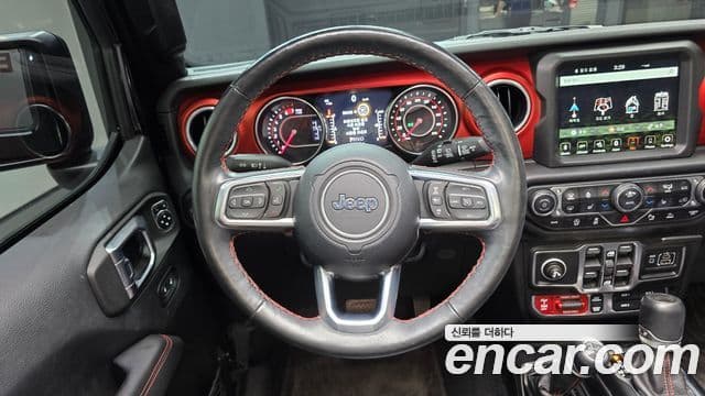 Jeep Wrangler 2021 — Photo 9/20