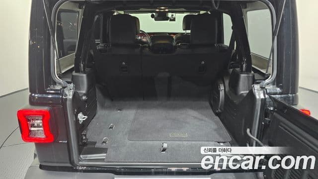 Jeep Wrangler 2021 — Photo 5/20