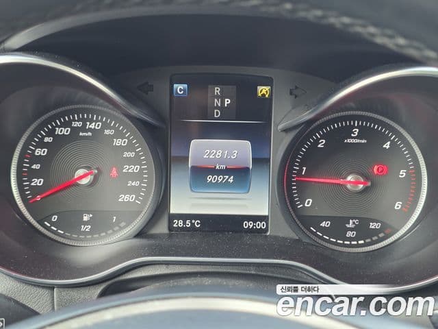 Mercedes-Benz GLC-Class 2018 — ფოტო 5/20