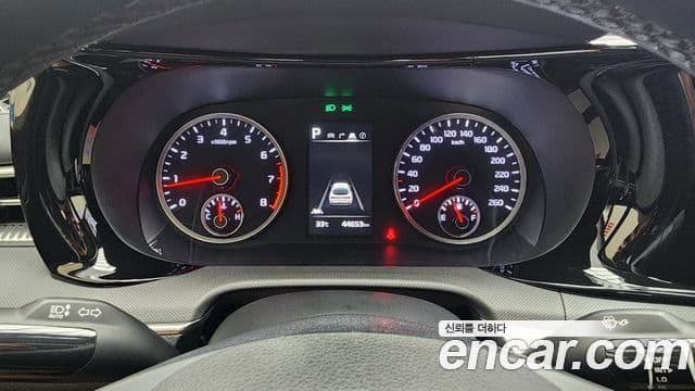 Kia K5 2022 — ფოტო 11/18