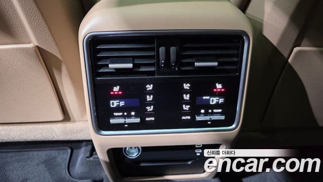 Porsche Cayenne 2022 — Şəkil 30/34