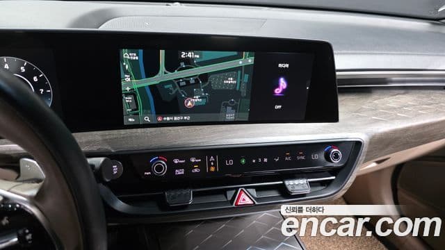 Kia K8 2021 — Şəkil 14/20