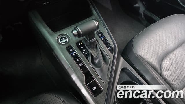 Kia Niro 2022 — Şəkil 8/20