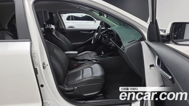Kia Niro 2022 — Şəkil 10/20