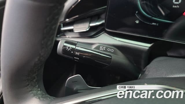 Kia Niro 2022 — Şəkil 18/20