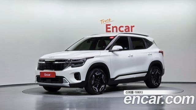 Kia Seltos 2023 — Şəkil 1/20
