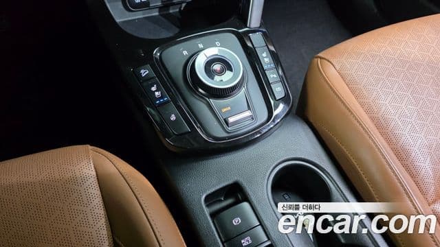 Kia Seltos 2023 — Şəkil 9/20