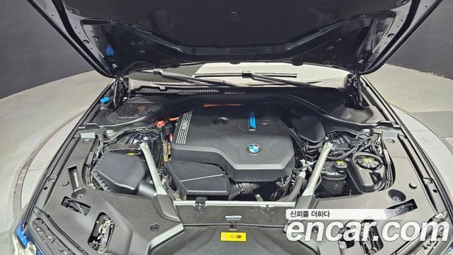 BMW 5 Series 2022 — ფოტო 6/20