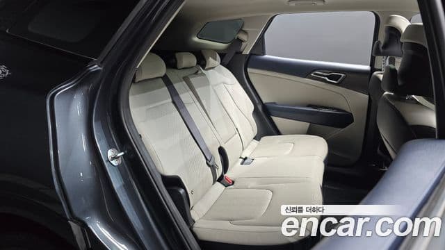 Kia Sportage 2022 — Şəkil 11/20