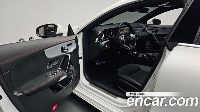 Mercedes-Benz CLA-Class 2023 — Şəkil 10/20