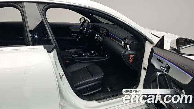 Mercedes-Benz CLA-Class 2023 — Şəkil 11/20