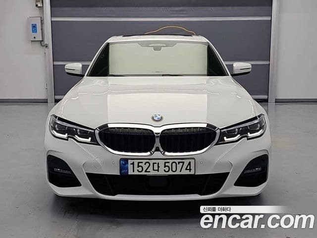 BMW 3 Series 2021 — ფოტო 2/20