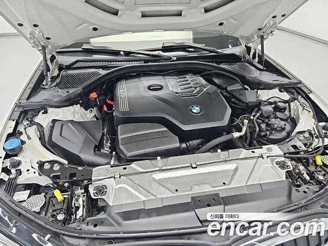 BMW 3 Series 2021 — ფოტო 5/20