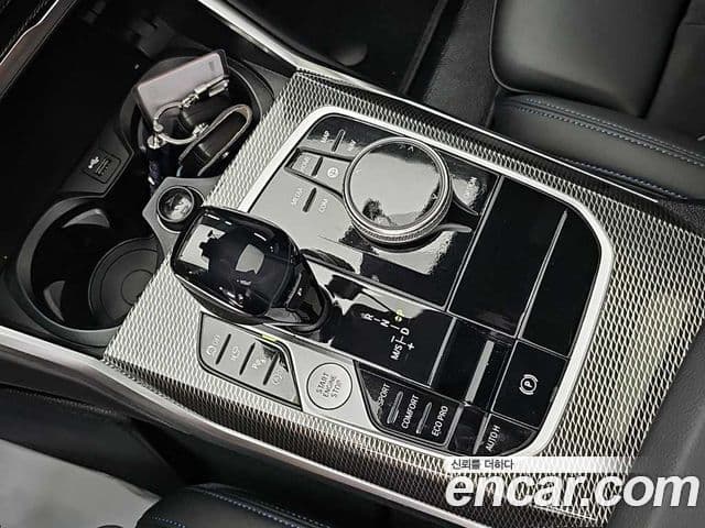 BMW 3 Series 2021 — ფოტო 7/20